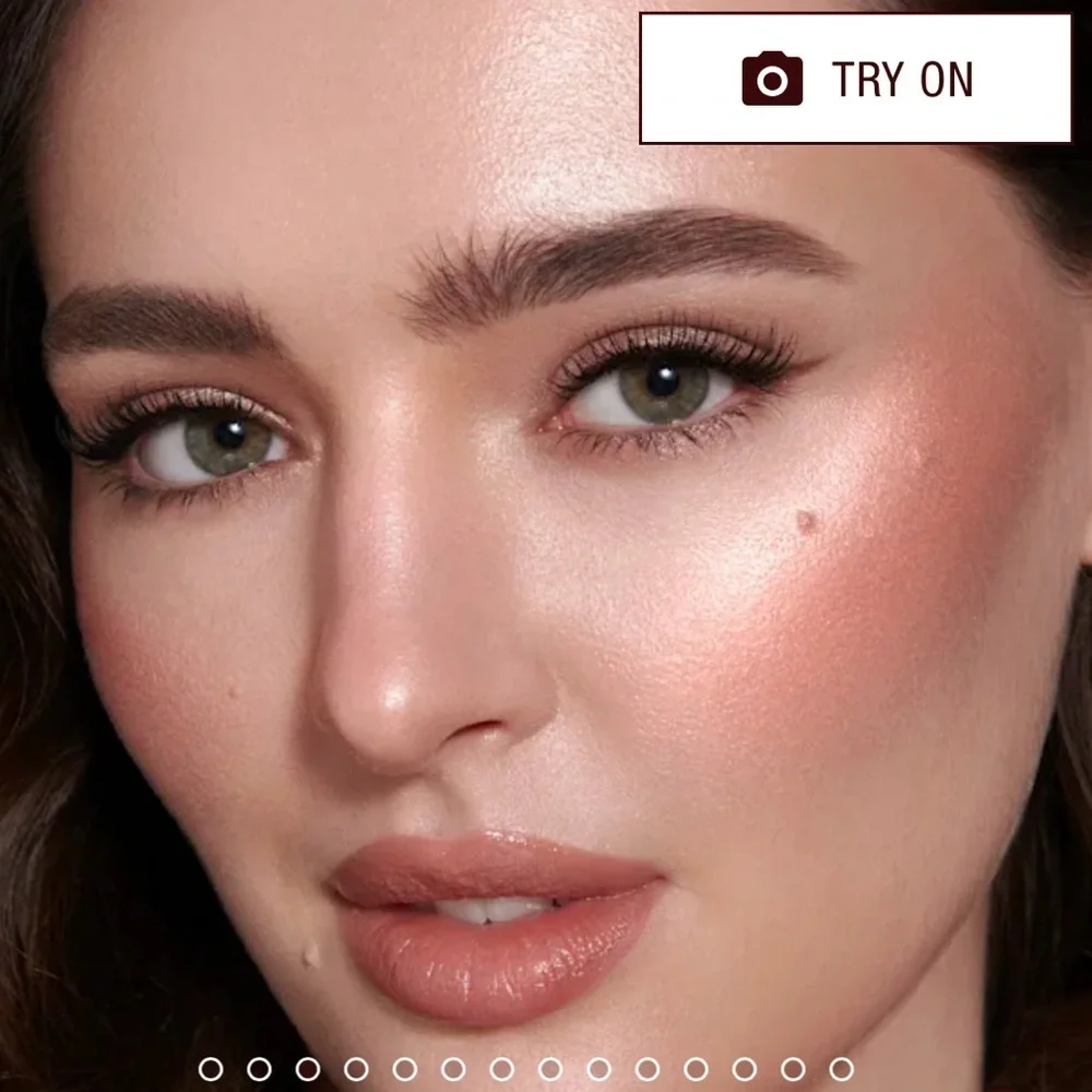 Charlotte Tilbury Beauty Light Wand in Pinkgasm